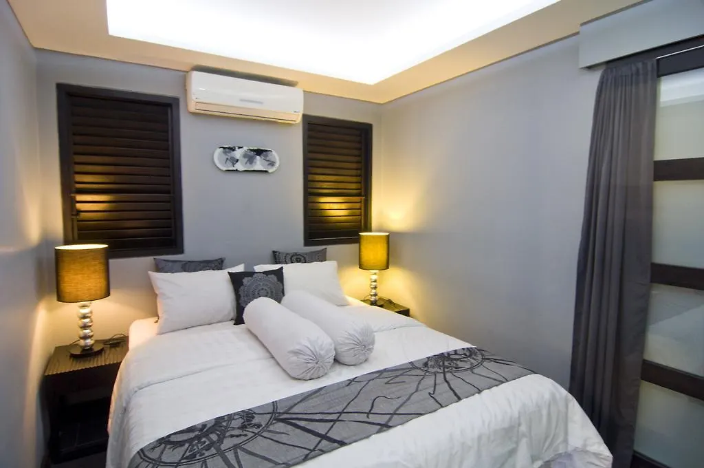 Villa Putih Seminyak