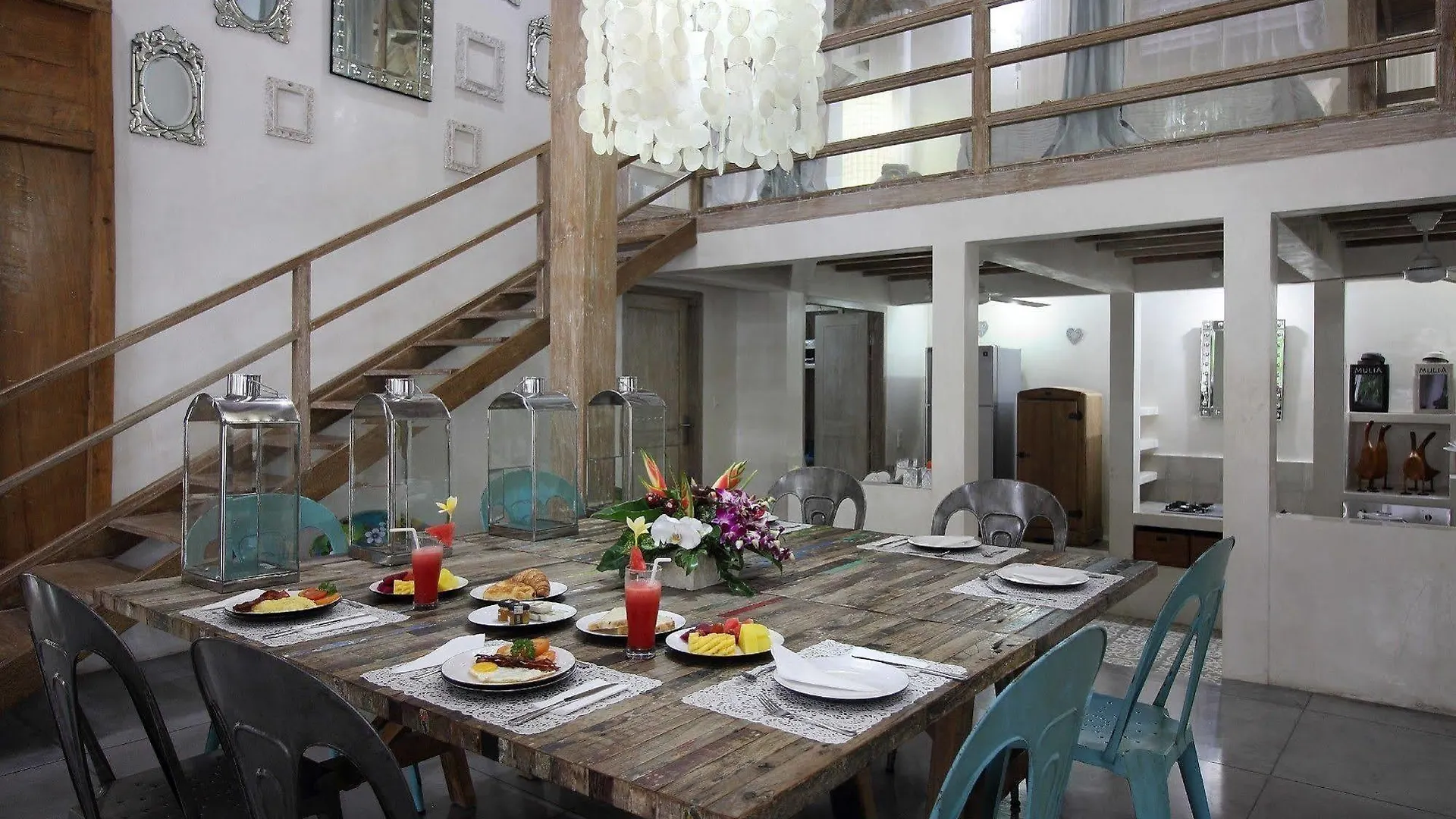 Villa Putih Seminyak
